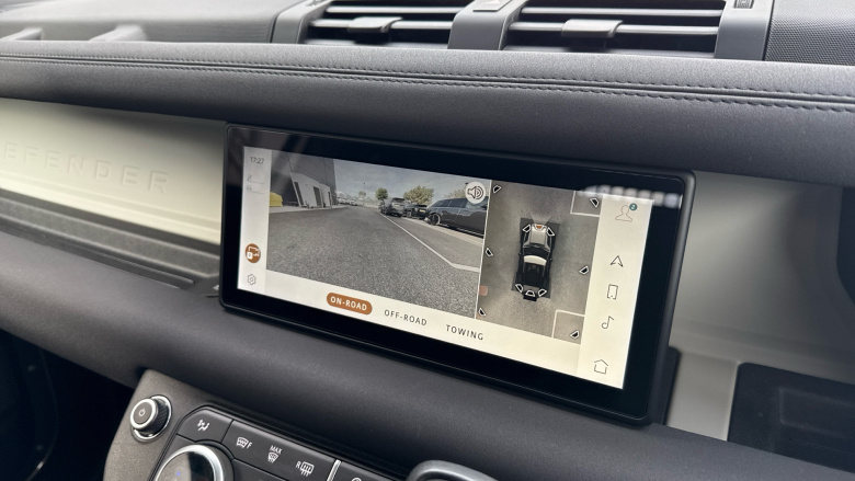 Land Rover Defender 90 Diesel 3.0 D200 Hard Top Auto